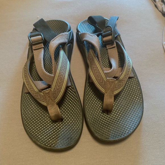 poshmark chacos